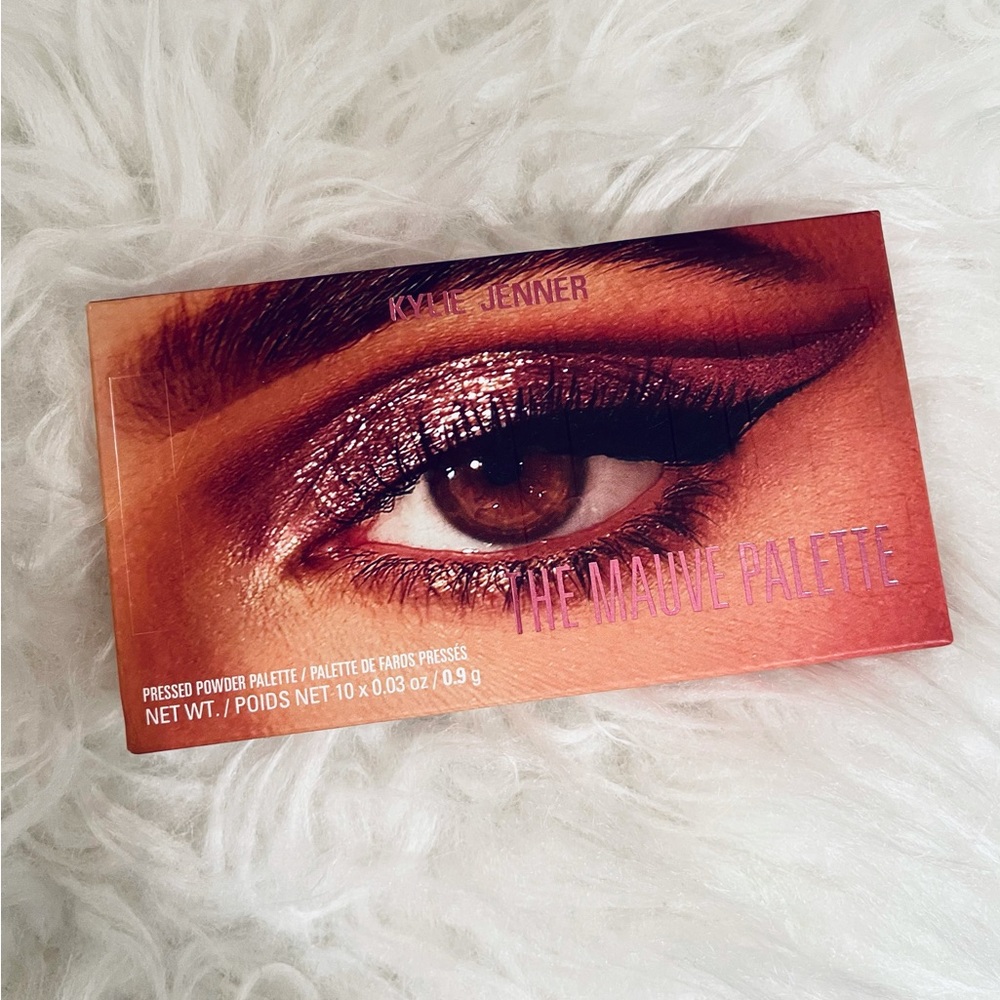 Kylie Cosmetics “the Mauve Palette”